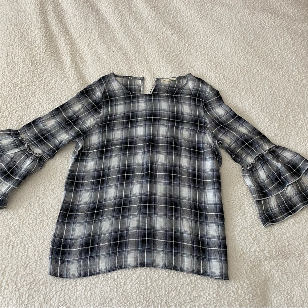 Jane and Delancey || blue gray bell sleeve flannel